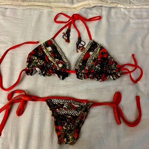 Bikini Set. Small. Thong. Made in Colombia